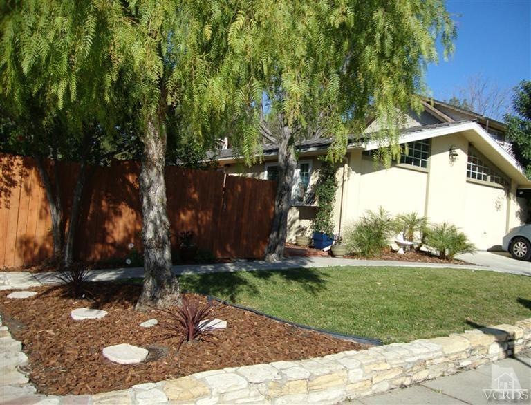 4908 Don Pio Dr, Woodland Hills, CA 91364 - photo 1