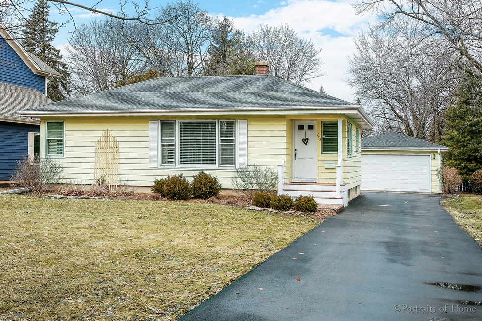 823 E Elm St, Wheaton, IL 60189 - photo 1