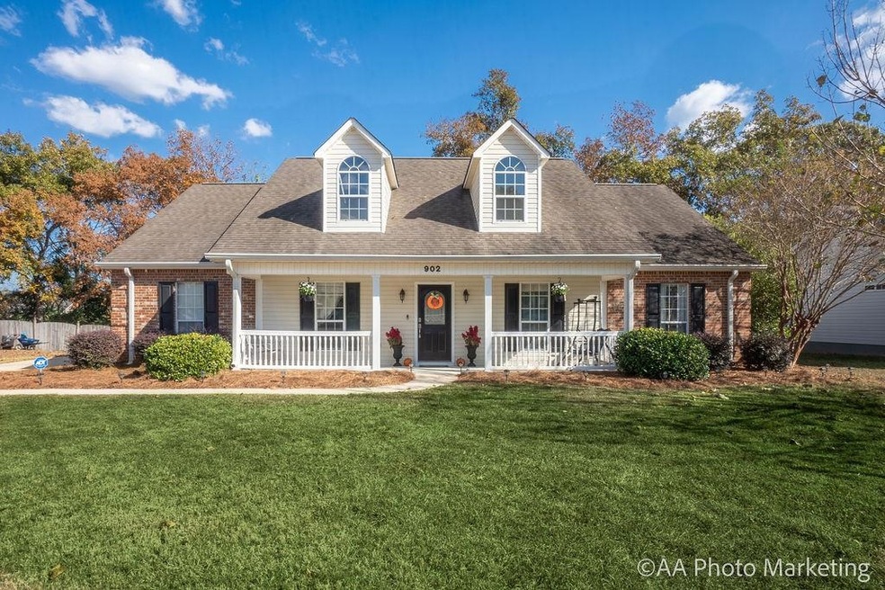 902 Bay Laurel Cir, Warner Robins, GA 31088 - photo 1