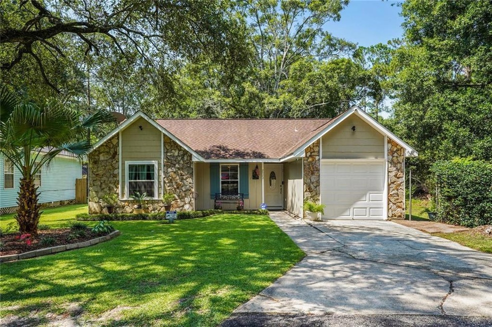 2523 Oriole St, Slidell, LA 70460 - photo 1