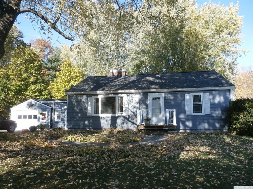 67 Old Ln, Hudson, NY 12534 - photo 1