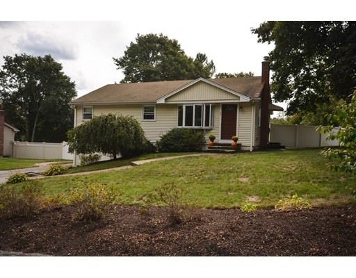 35 Raymond Ave, Northbridge, MA 01534 - photo 1