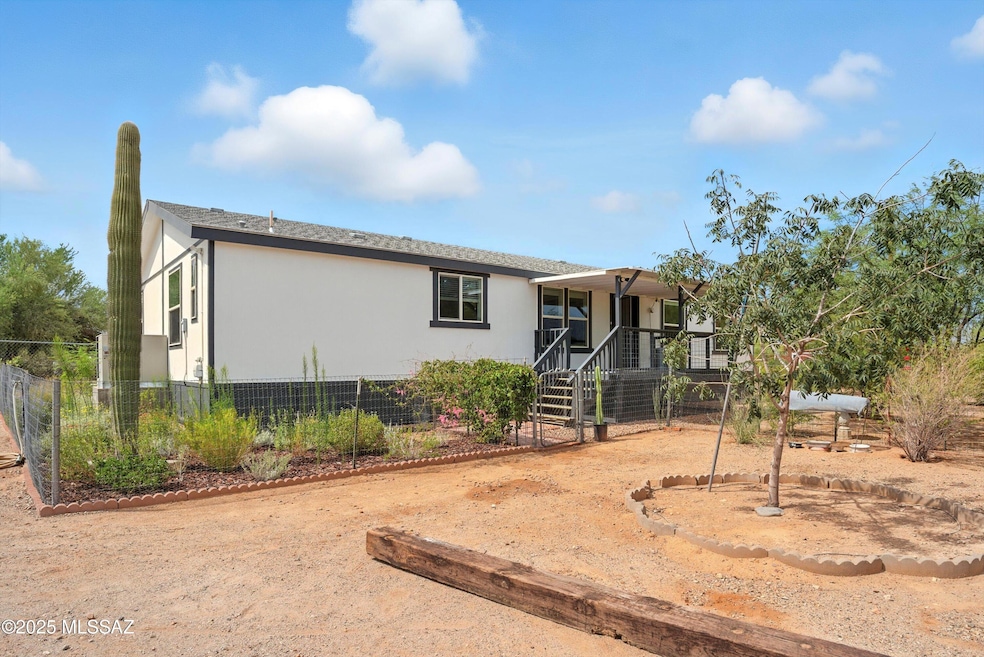 10597 W Mars Rd, Tucson, AZ 85743 - photo 1