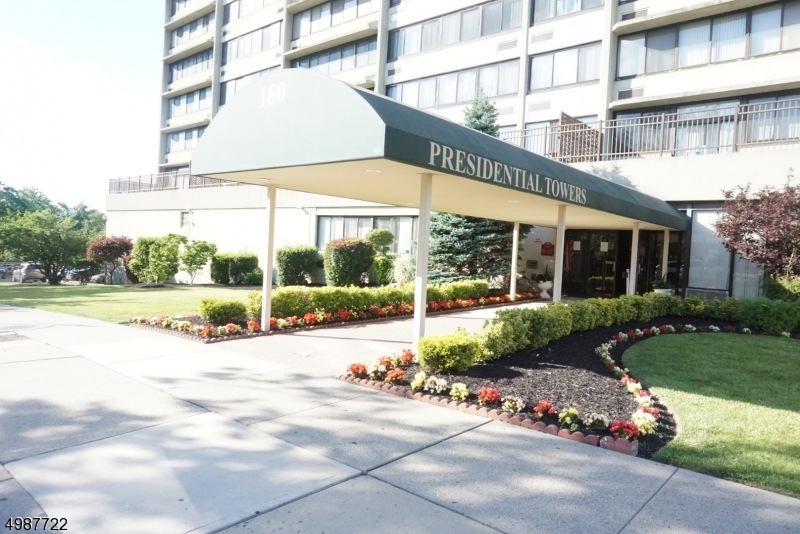 170 Lafayette Ave unit 7D, Passaic, NJ 07055 - photo 1