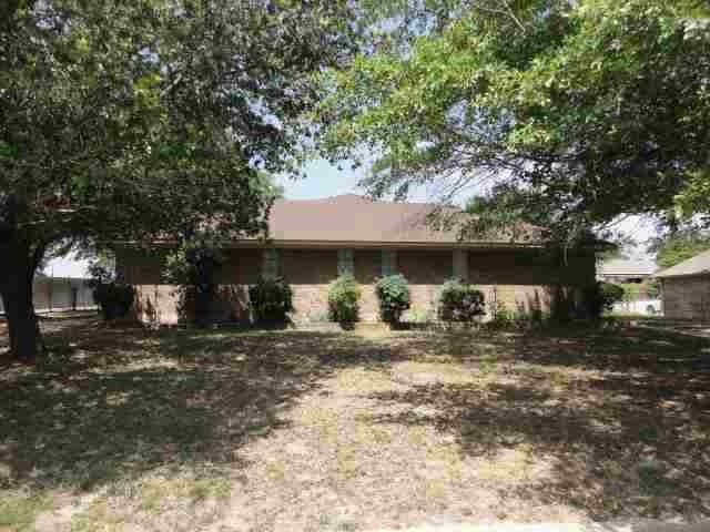 8327 Garrett Dr, Tyler, TX 75703 - photo 1