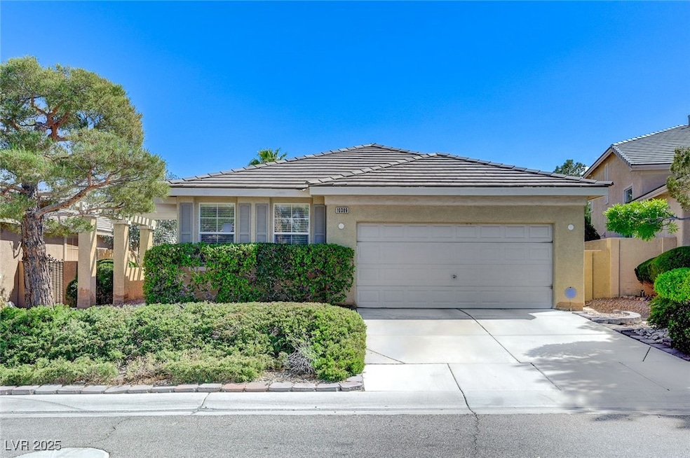 Welcome to Ivy Glen in Summerlin!