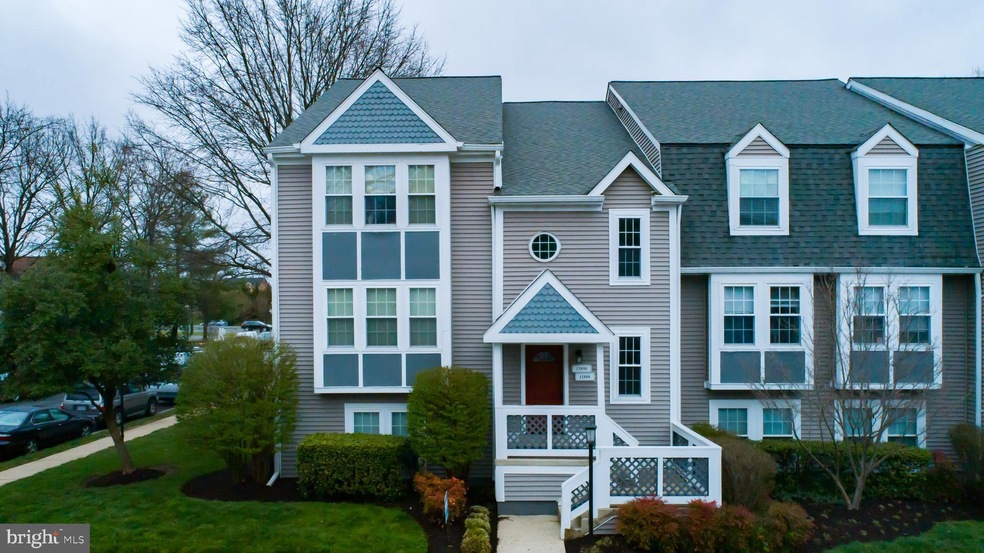 12888 Grays Pointe Rd unit 12888A, Fairfax, VA 22033 - photo 1