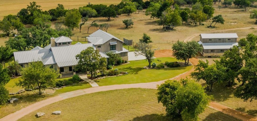 479 High River Rd, Fredericksburg, TX 78624 - photo 1