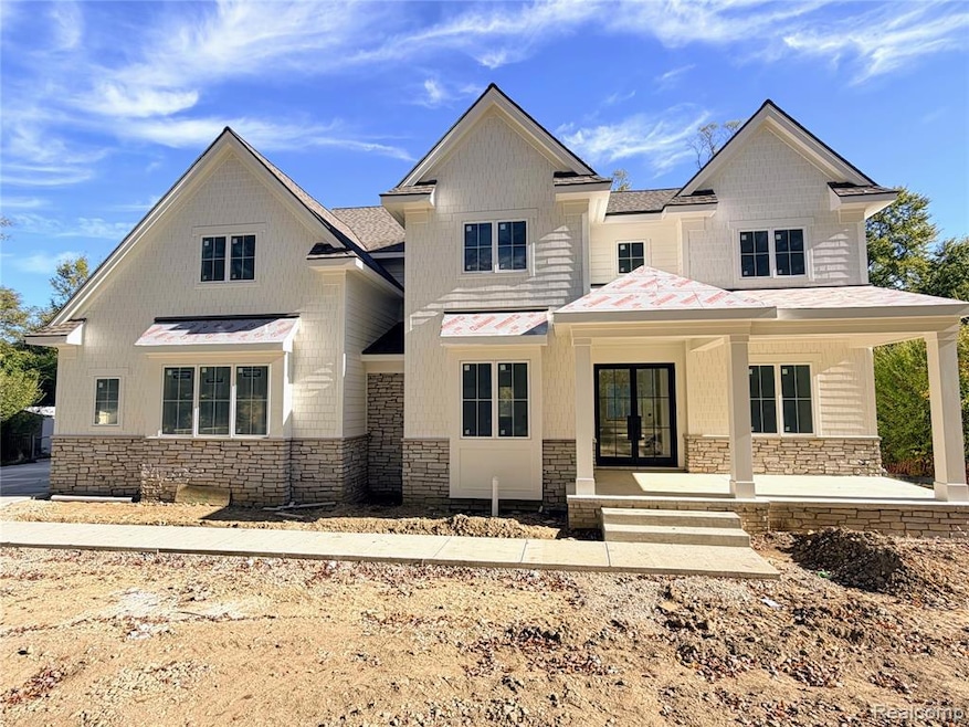 2802 Heathfield Rd, Bloomfield Hills, MI 48301 - photo 1