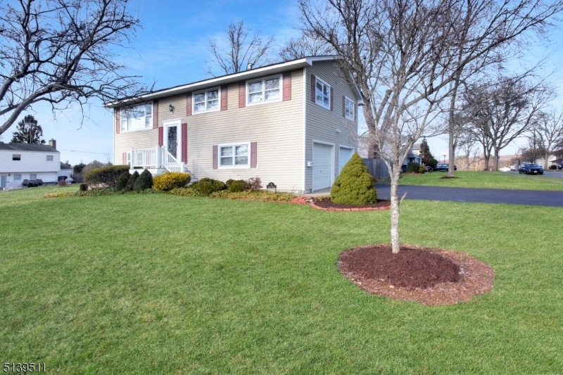 5 Cindy Dr, Succasunna, NJ 07876 - photo 1