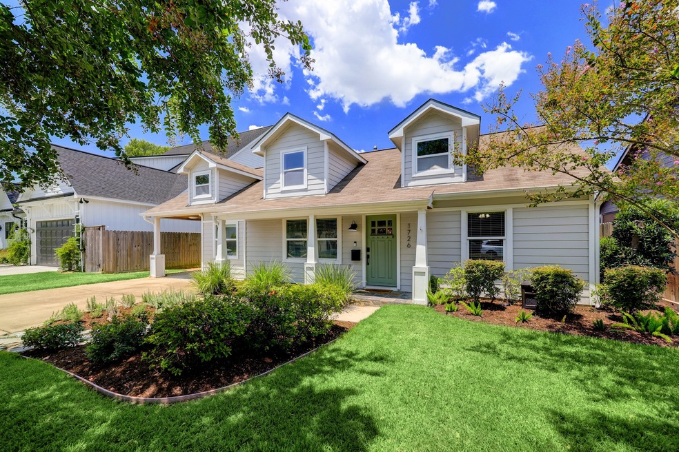 1726 Ebony Ln, Houston, TX 77018 - photo 1