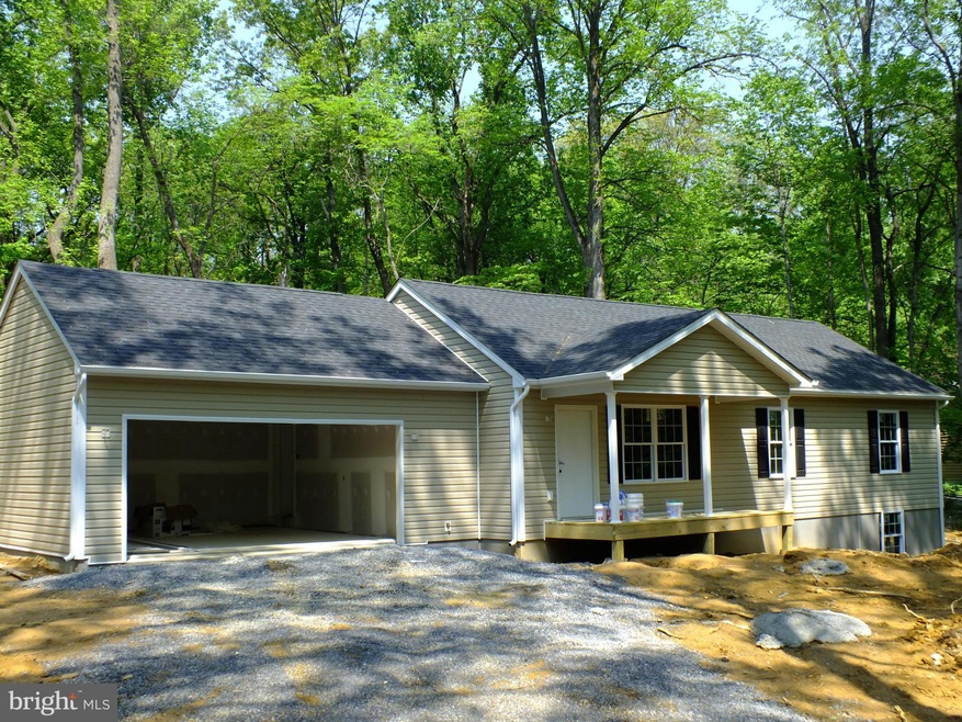 428 Shenandoah River Dr, Harpers Ferry, WV 25425 - photo 1