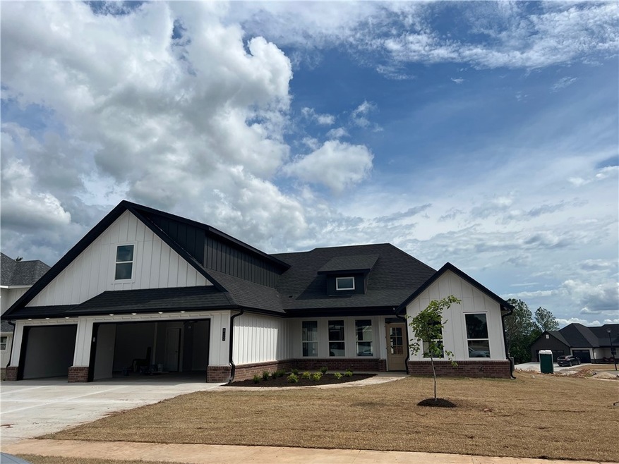 813 Spurgeon Ln, Prairie Grove, AR 72753 - photo 1