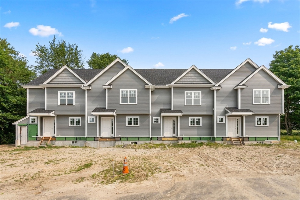 Pending $484,900 • Co-Listing Agent