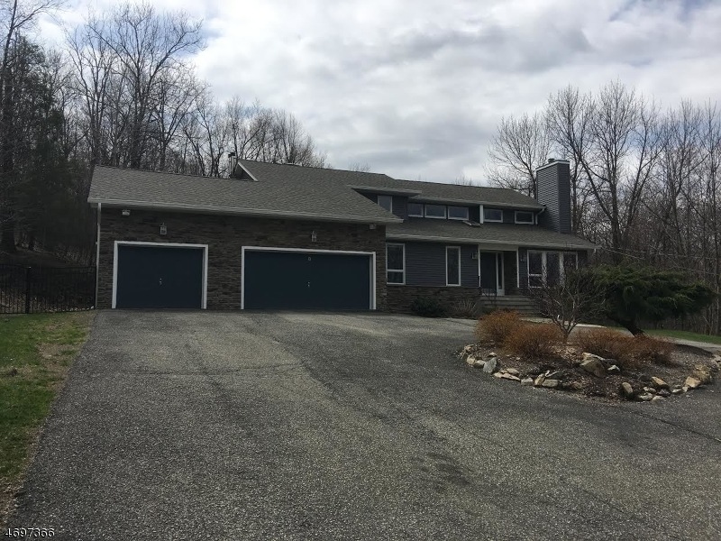 8 Hidden Valley Dr, Vernon, NJ 07462 - photo 1