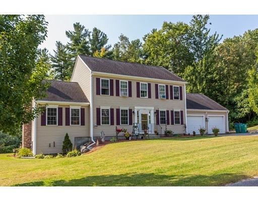 176 Victoria Ln, Fitchburg, MA 01420 - photo 1