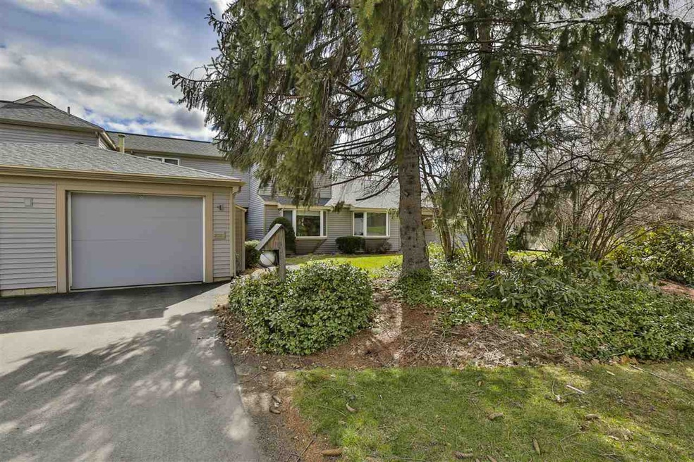 17 Walden Pond Dr, Nashua, NH 03064 - photo 1