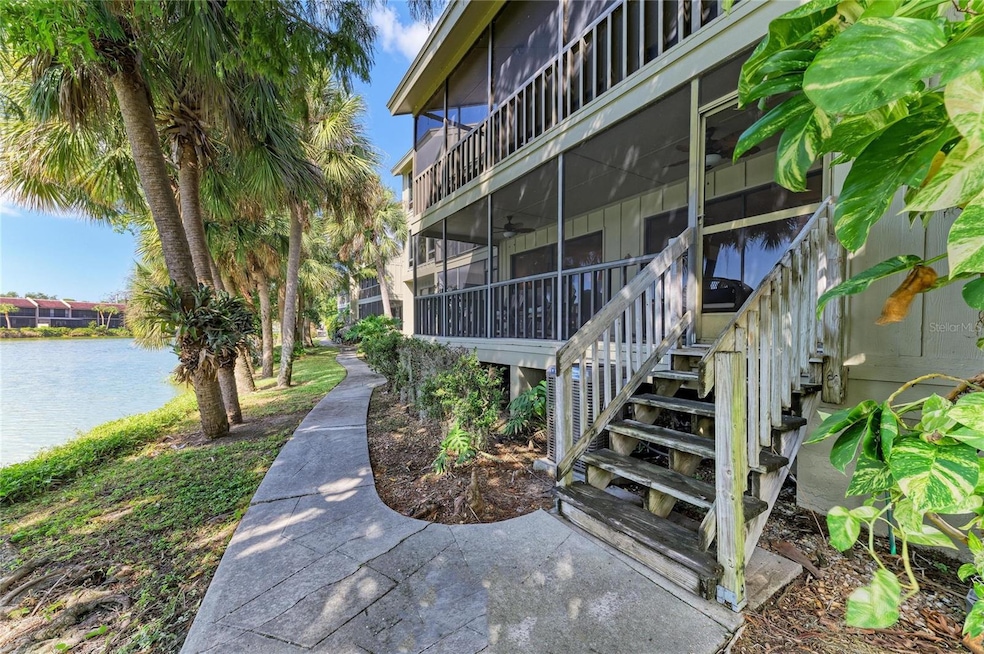 5341 Lake Arrowhead Trail unit 11, Sarasota, FL 34231 - photo 1