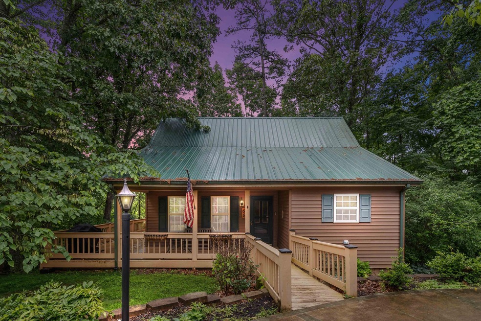 55 W Majestic Dr, Burnside, KY 42519 - photo 1