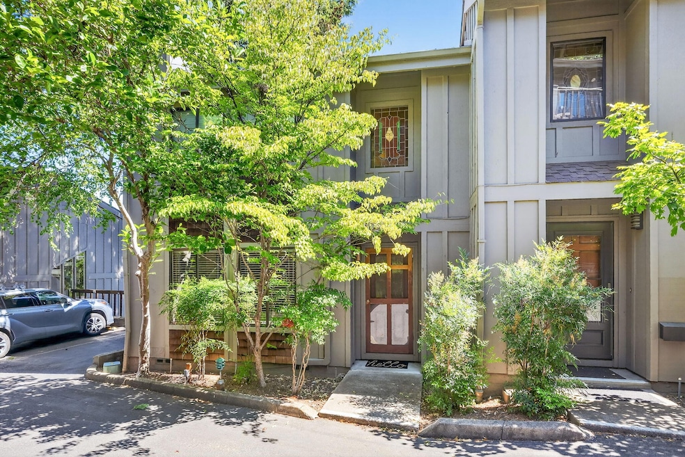 Sold $433,500 • Co-Listing Agent