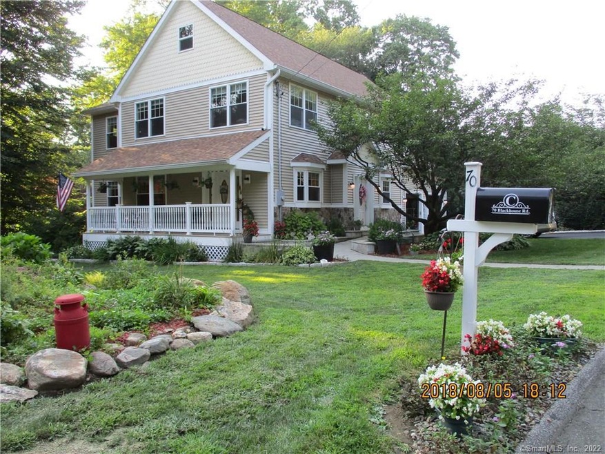 Stunning Colonial with over 2770 sq ft rebuilt in 