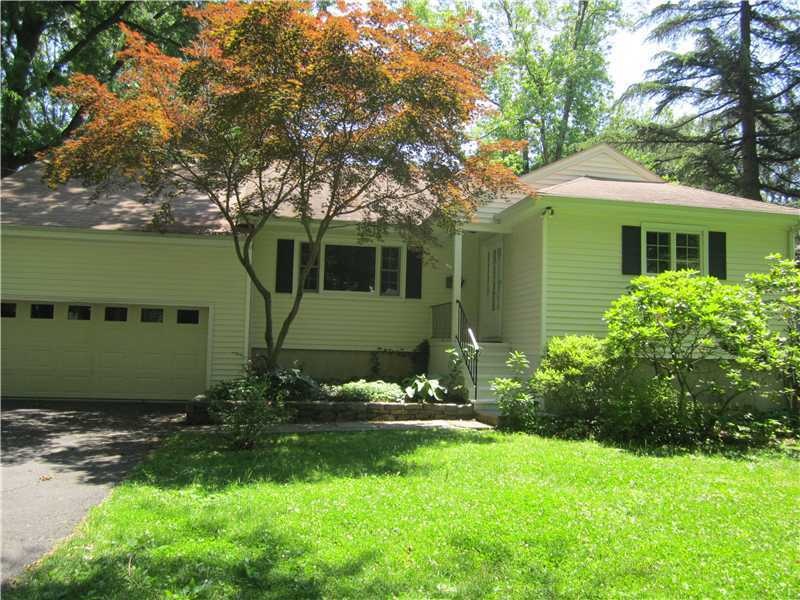 37 Midbrook Ln, Old Greenwich, CT 06870 - photo 1