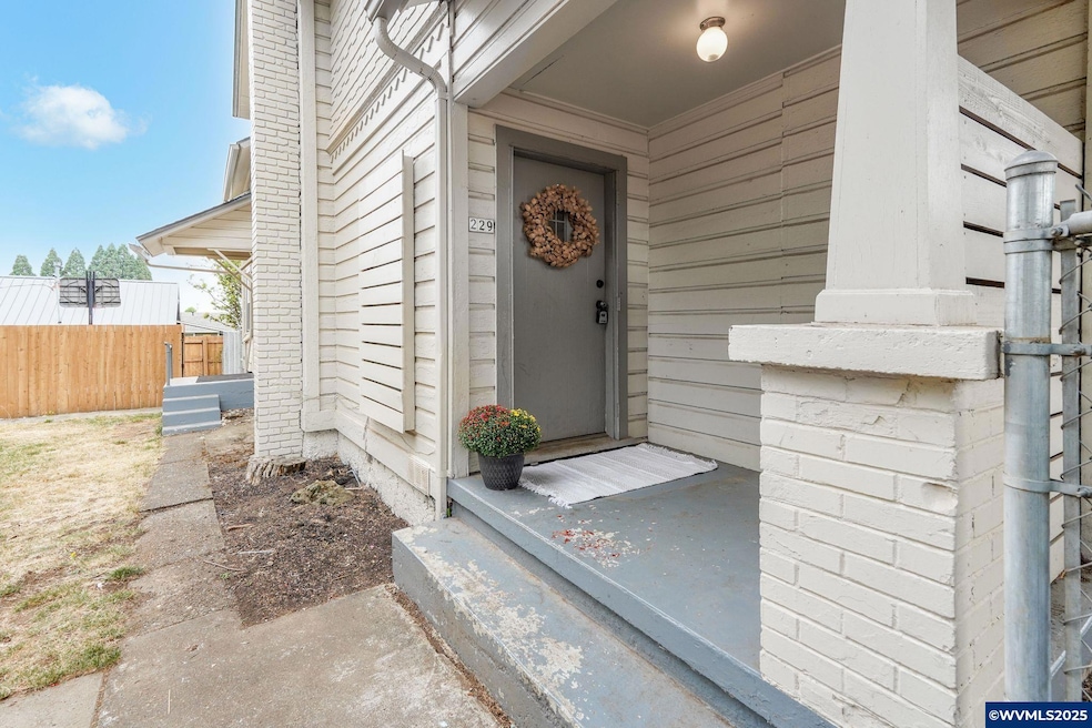 Under Contract $599,000