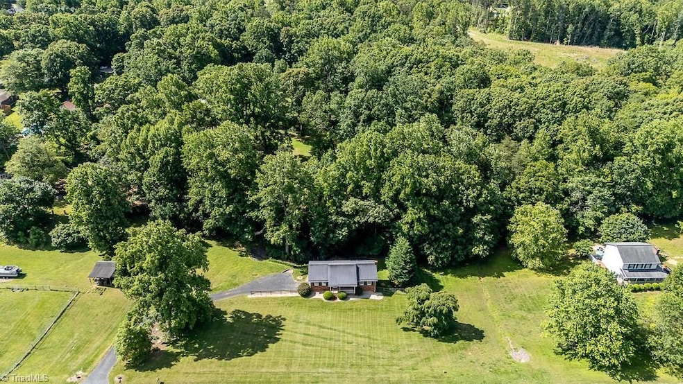 4625 Shelton Ridge Rd Walkertown NC 27051