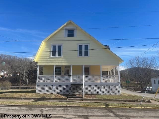213 2nd St, Mannington, WV 26582 - photo 1