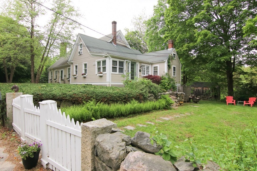 11 Farm Rd, Sherborn, MA 01770 - photo 1