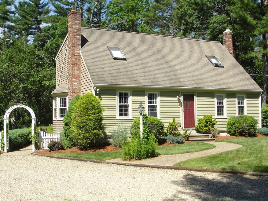 133 Walnut Plain Rd, Rochester, MA 02770 - photo 1