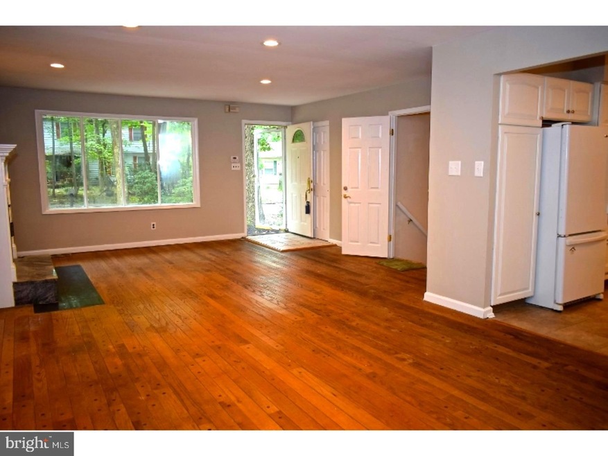 209 Vasey Ave, Lindenwold, NJ 08021 - photo 1