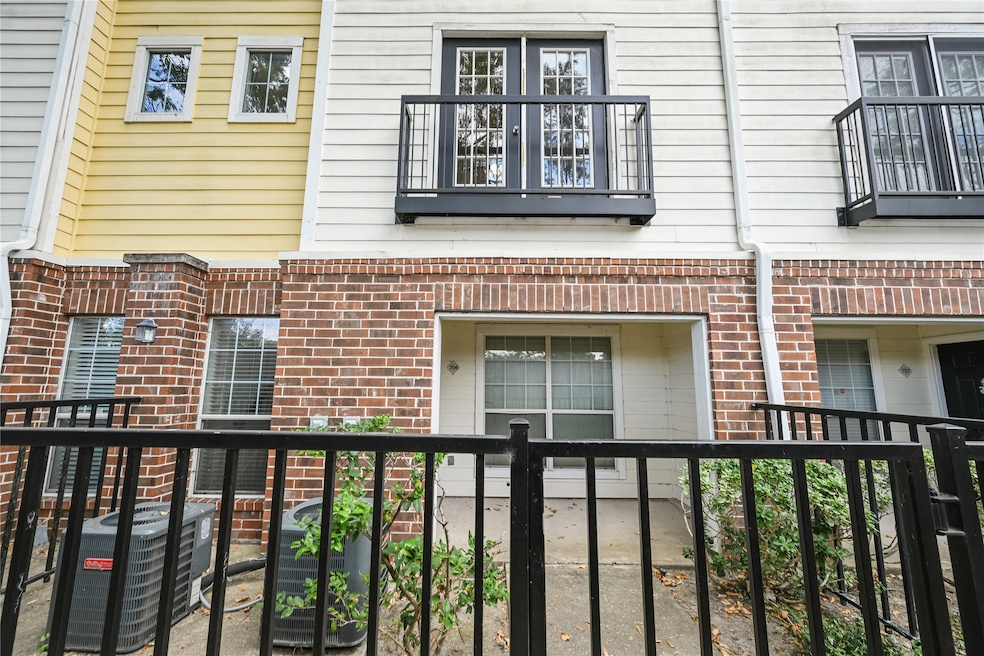 9200 Westheimer Rd unit 706, Houston, TX 77063 - photo 1