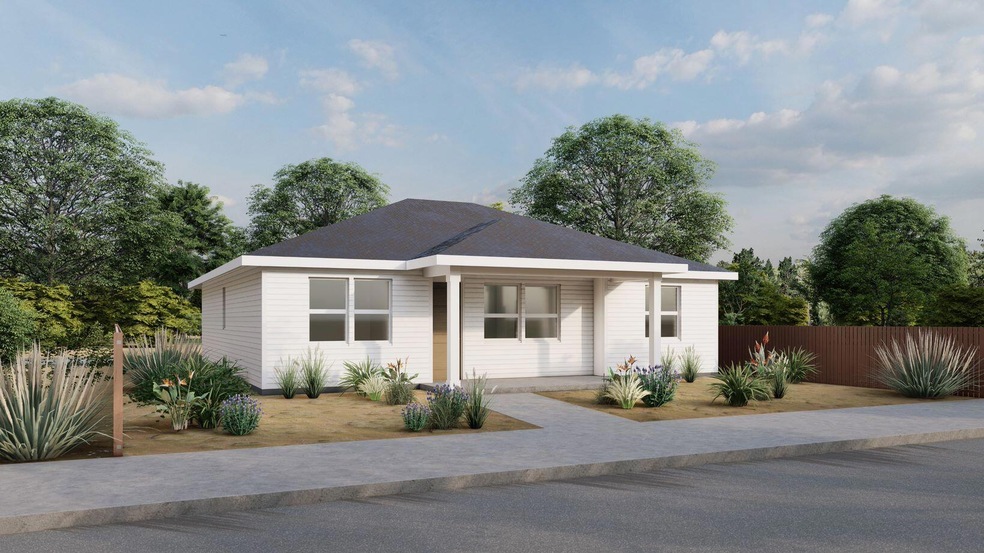 4132 SW 40th St, Redmond, OR 97756 - photo 1