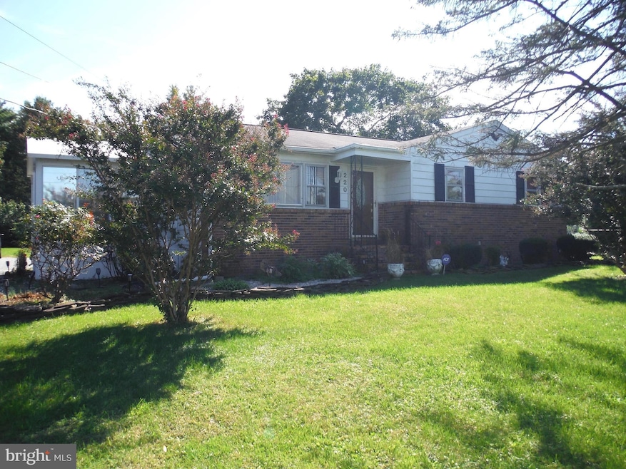 220 S Bohemia Ave, Cecilton, MD 21913 - photo 1