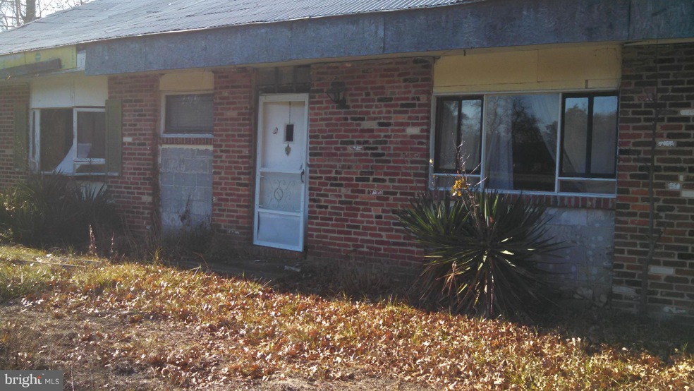 36059 Carver Rd, Chaptico, MD 20621 - photo 1