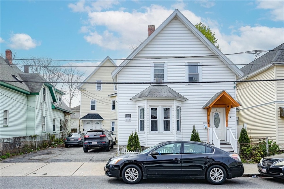 9 Springfield St unit 13, Lawrence, MA 01843 - photo 1