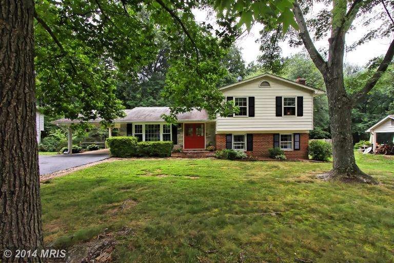 8507 Tysons Ct, Vienna, VA 22182 - photo 1