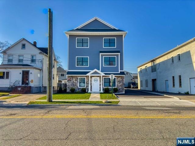 For Rent $2,400/month