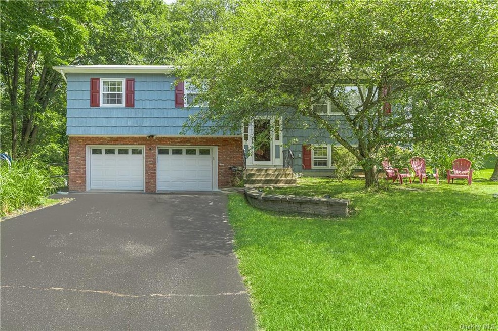 14 Oak Ridge Rd, Pomona, NY 10970 - photo 1