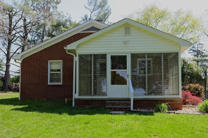 49 Adams Ln, Verona, VA 24482 - photo 1