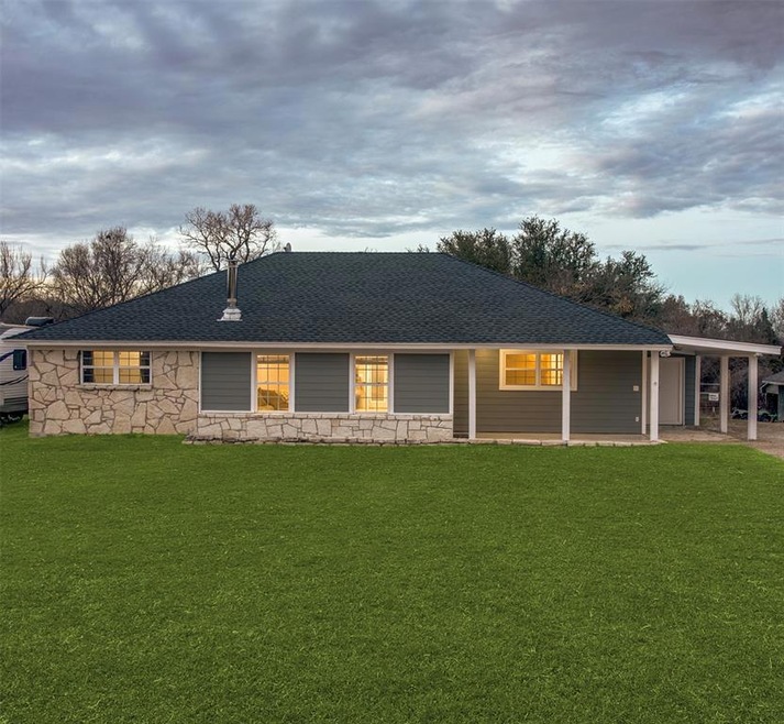 1184 Eagles Way, Springtown, TX 76082 - photo 1