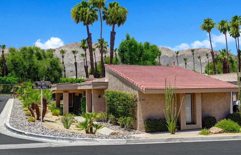 FRONT OF HOME.jpg mls