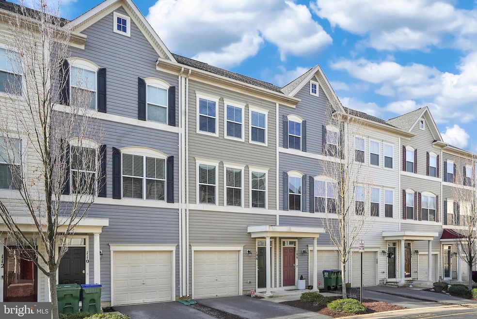108 Shamrock Dr unit 13106, Stafford, VA 22556 - photo 1