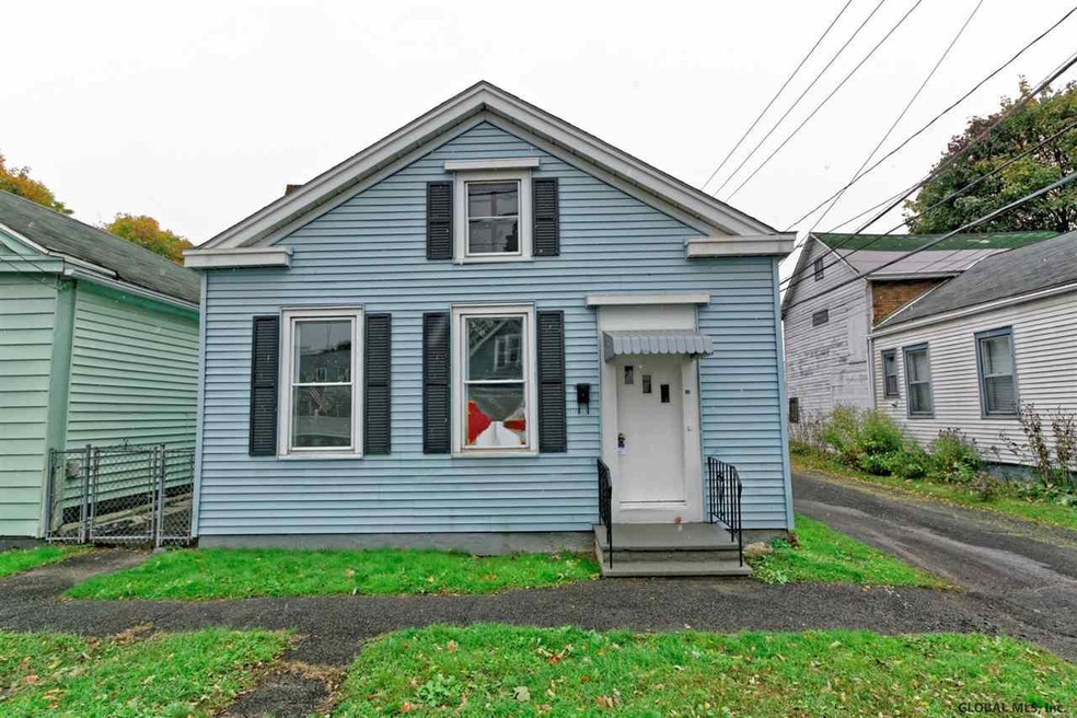 40 113th St, Troy, NY 12182 - photo 1