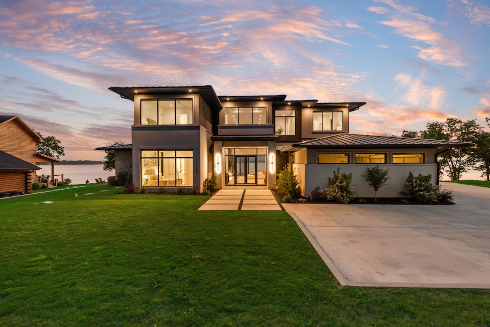 For Sale $2,500,000