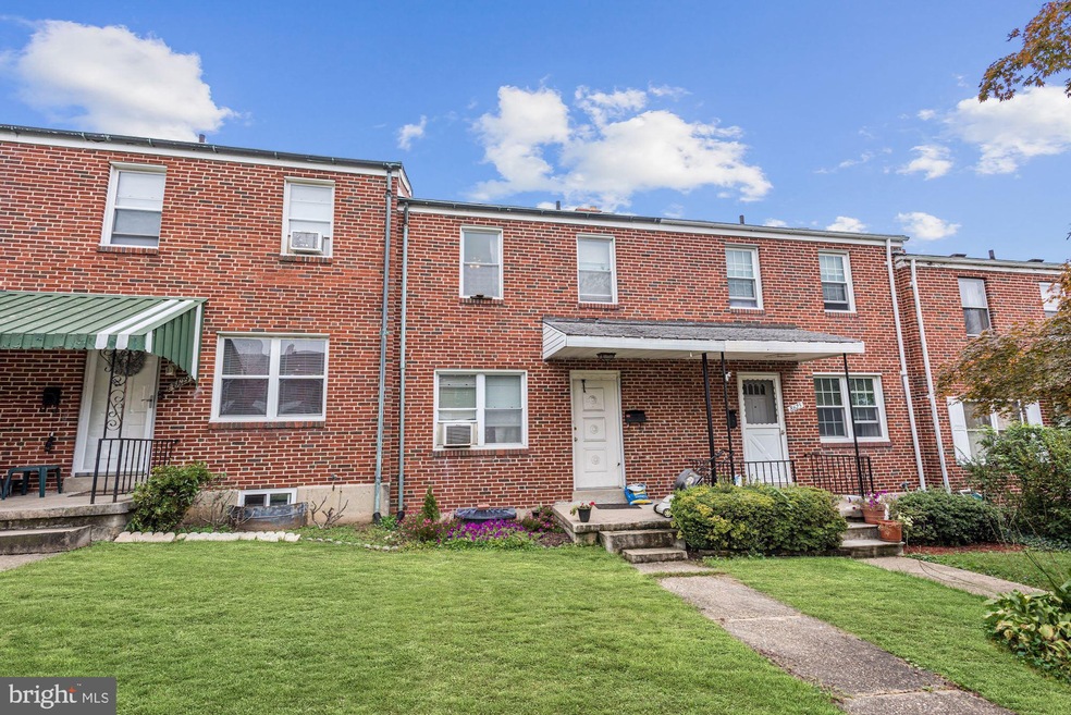 8627 Willow Oak Rd, Parkville, MD 21234 - photo 1