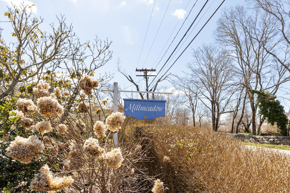 176 Mill Rd unit 4, Falmouth, MA 02540 - photo 1