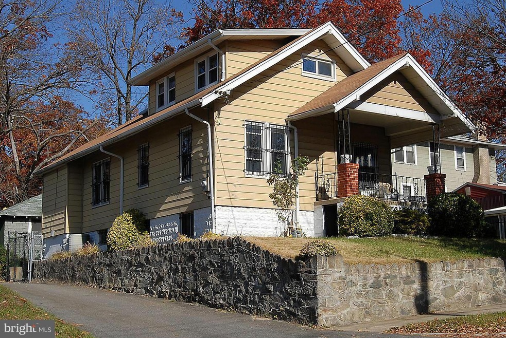 111 Van Buren St NW, Washington, DC 20012 - photo 1