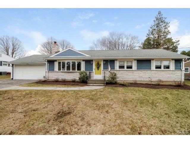 210 Wilbrook Rd, Stratford, CT 06614 - photo 1